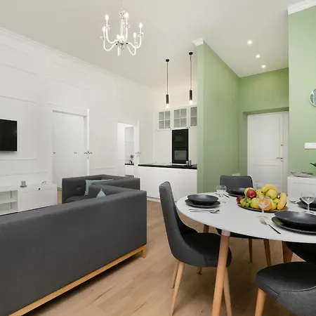 Daire Sage Piotrkowska In By Renters *