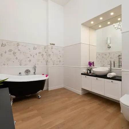 Sage Piotrkowska In By Renters Łódź