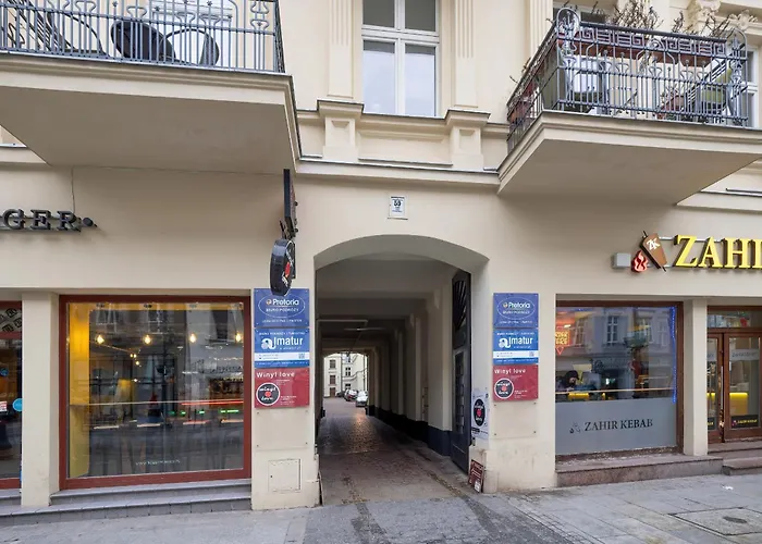 Sage Piotrkowska In By Renters * Łódź